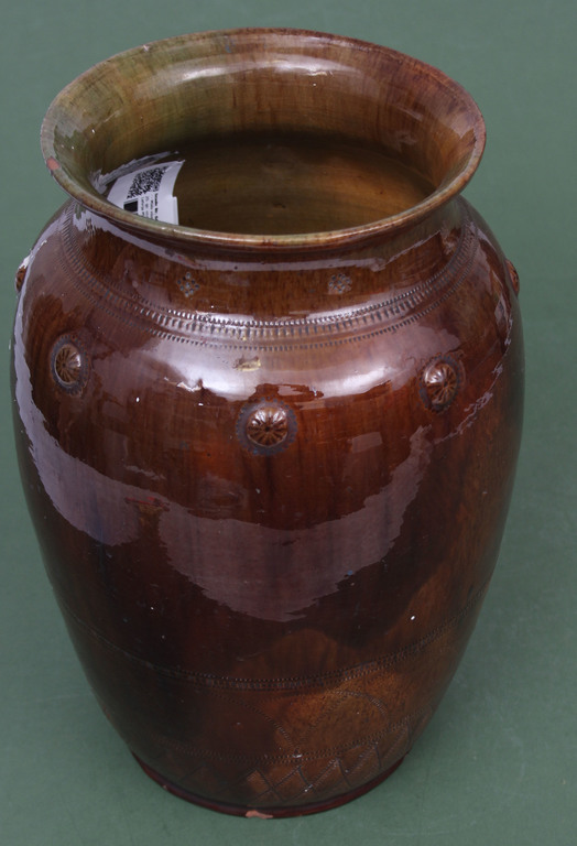 Ceramic vase with ornament