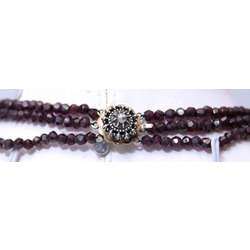 Beads with natural garnets and gold/silver clasp