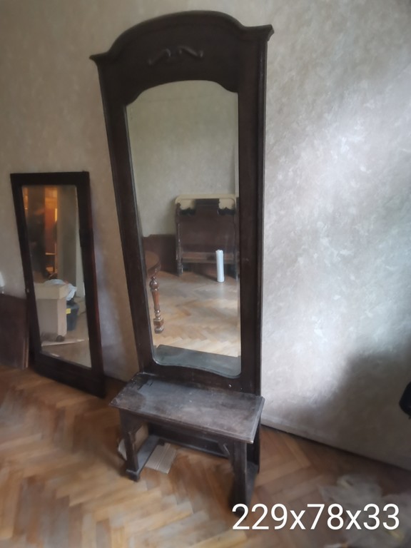 Mirror with shelf