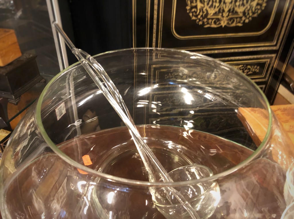 Стеклянная чаша для пунша с чашками и половником