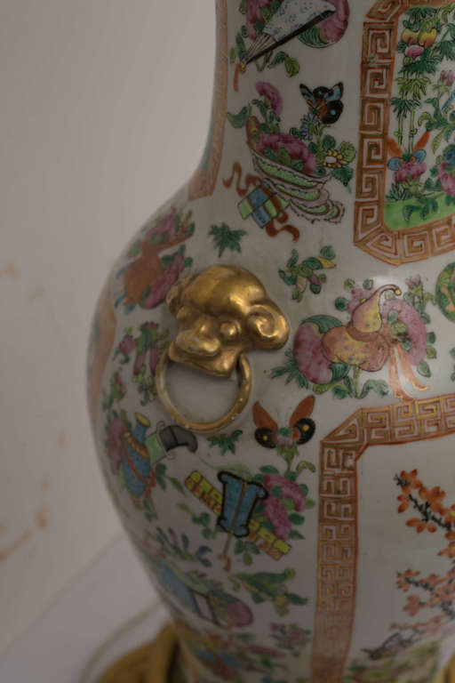 Подсвечник из позолоченной бронзы с китайским расписным фарфором