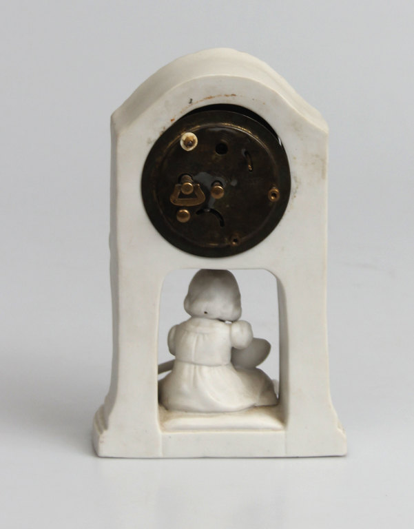 Table clock ''Girl with a lute''