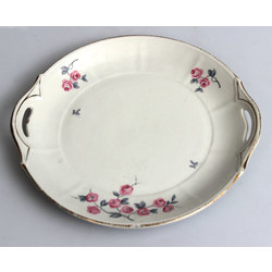 Kuznetsov porcelain plate with a floral motif