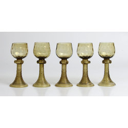 Set of colored glass wine glasses (5 pcs.)