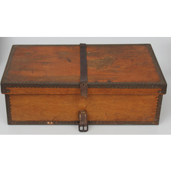 Wooden chest-box with metal linings