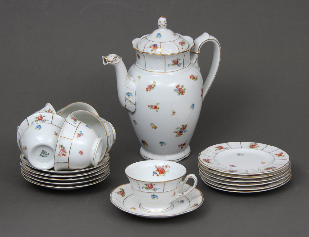 Porcelain set for 5 persons