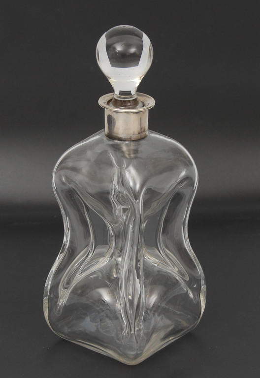 Decanter with silver finish