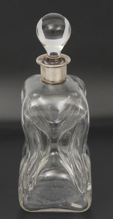 Decanter with silver finish