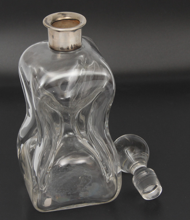 Decanter with silver finish