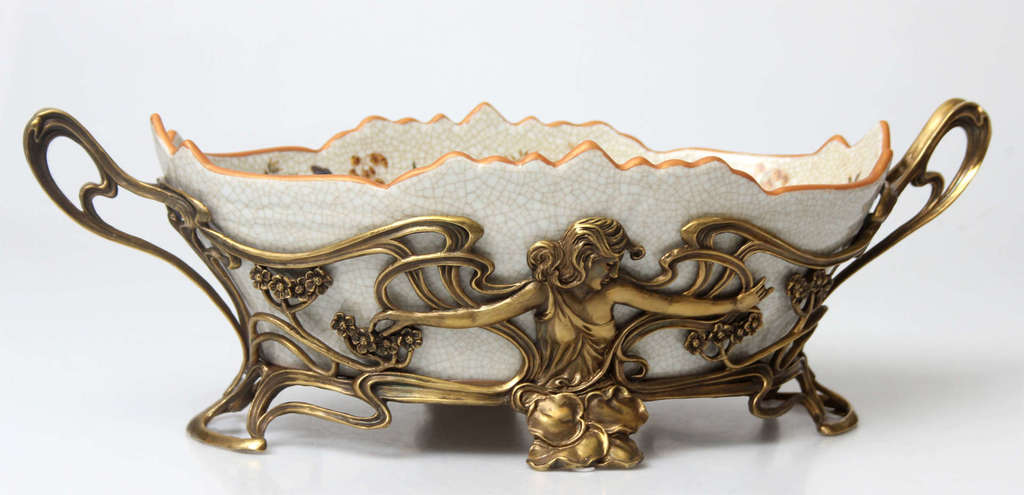 Art Nouveau serving dish