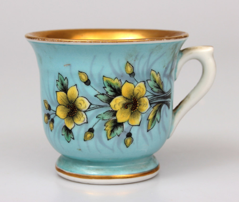 Painted porcelain cup