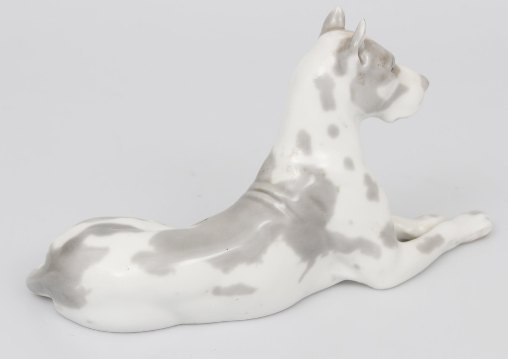 Porcelain figurine 