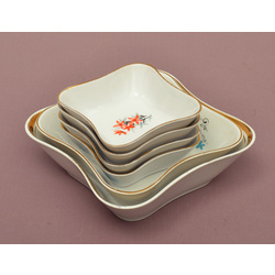 Set of porcelain serving dishes (2+4 pcs)