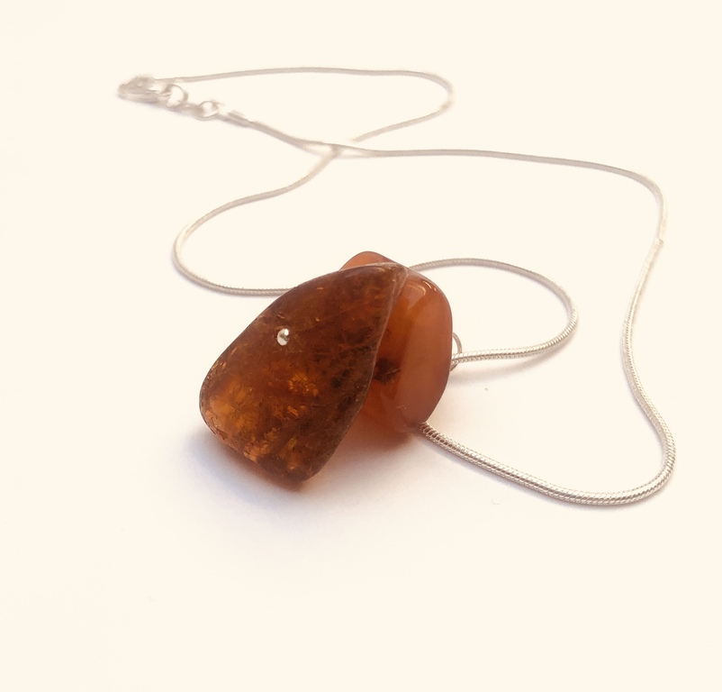 Vintage Amber earrings with pendant