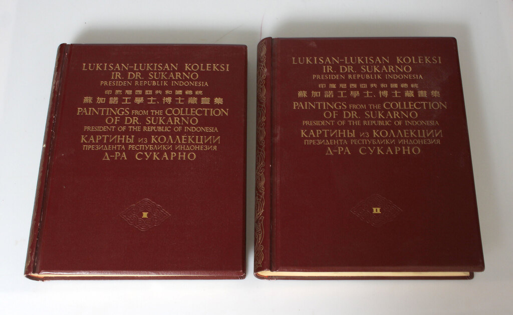 2 books in original box ''Paintings from the collection of dr. Sukarno'' Part I and II