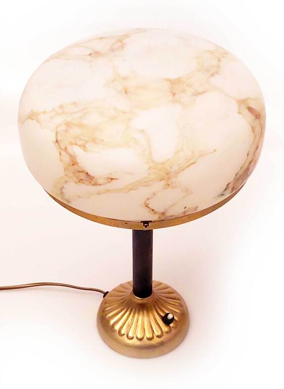 Art Deco stila galda lampa