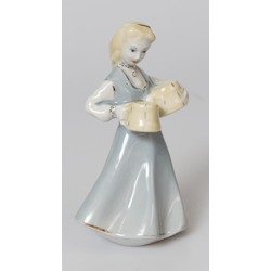 Porcelain figurine 