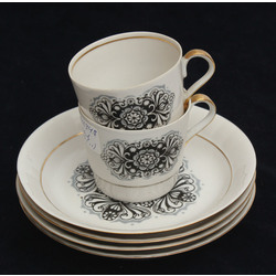 Cups and dessert plates 6 pcs.