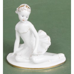 Porcelain figurine 