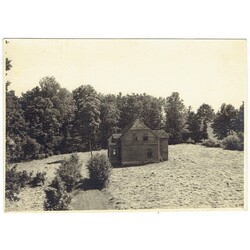Photo 'House by the forest