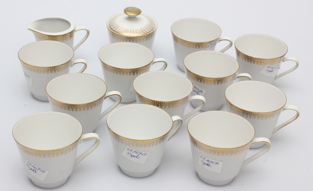 Porcelain cups (11 pcs), creamer and sugar bowl