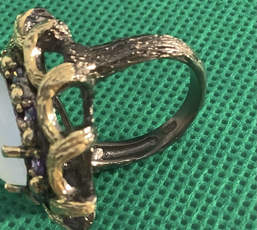 Кольцо из натурального халцедона,  Арт-Деко серебро 925 пробы..17 размер.