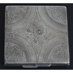 Silver powder box