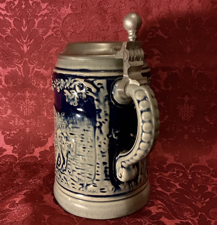 Beer mug, 500 ml Germany before 1940 Zinc cover, relief ornament.