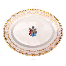 Фарфоровая тарелка с Курляндским декорам