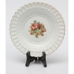 Porcelain plate 