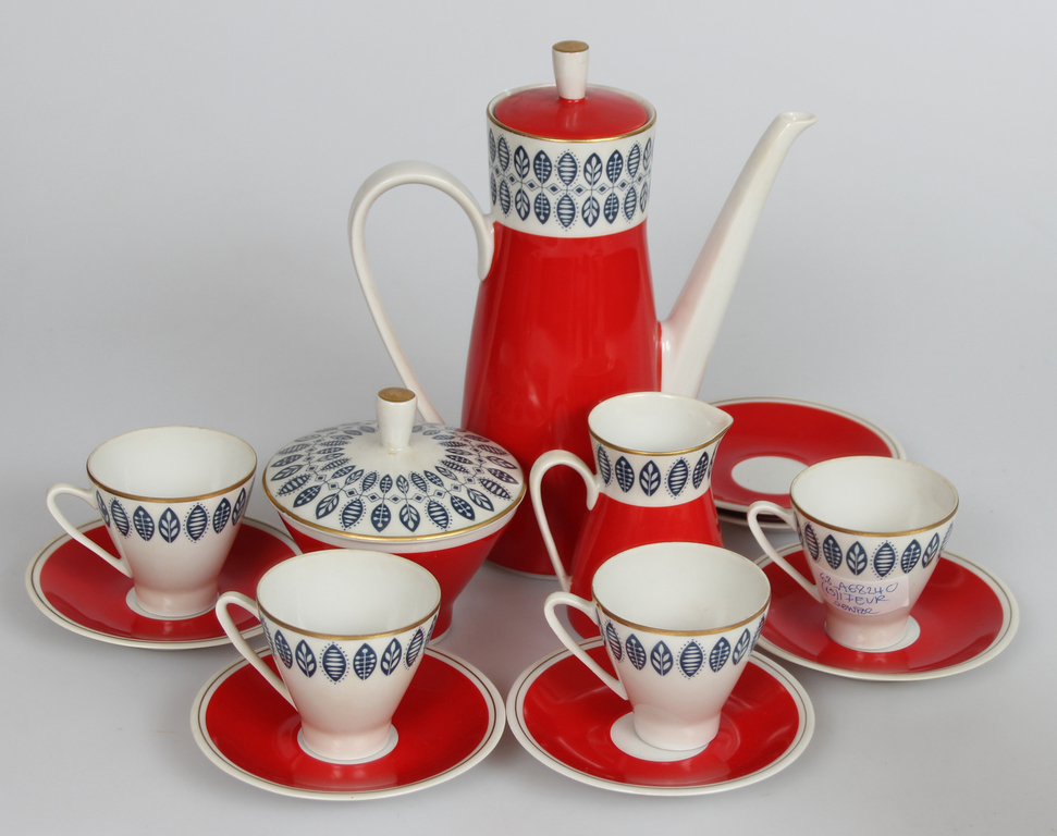 Porcelain coffee set for 6 people (incomplete)