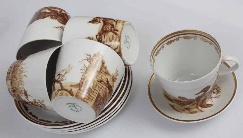 Porcelain service for six persons 