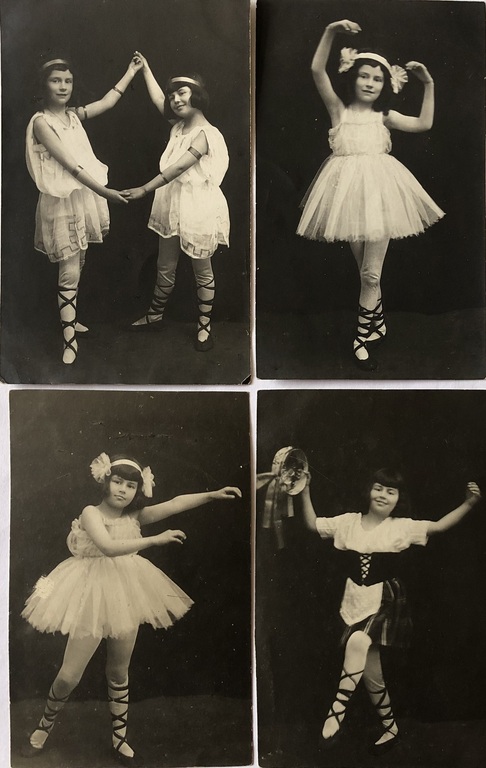 Little girls - ballerinas