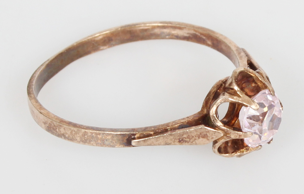 Gold-plated silver ring with pink glass