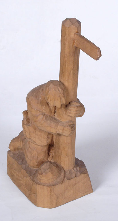 Wooden figure 