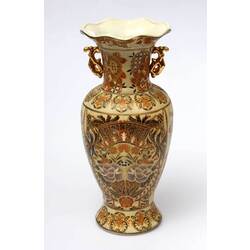 Chinese porcelain vase