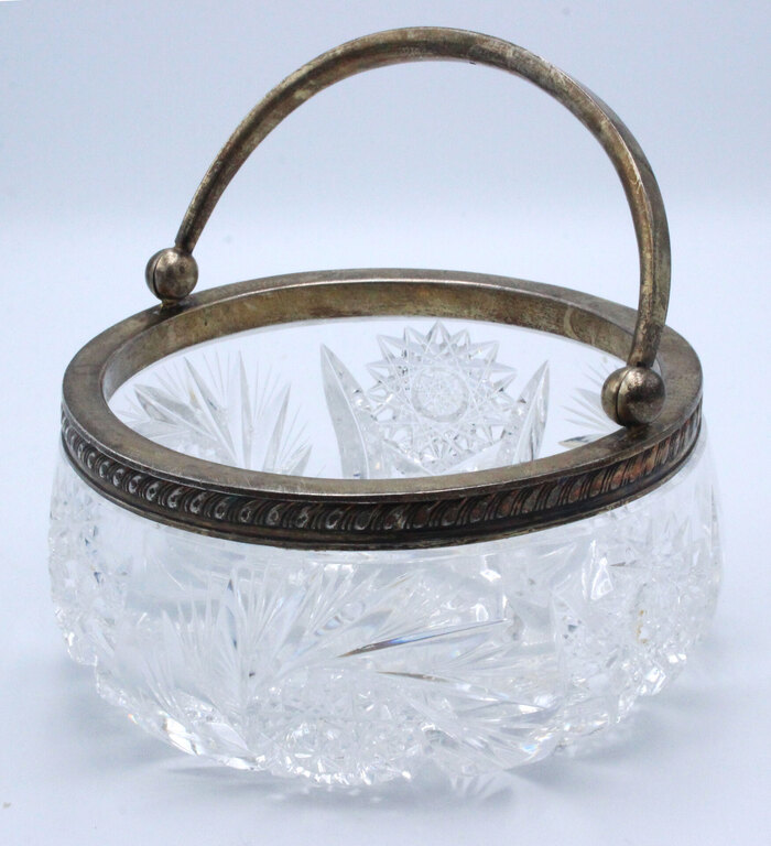 Crystal sugar bowl with silver finish