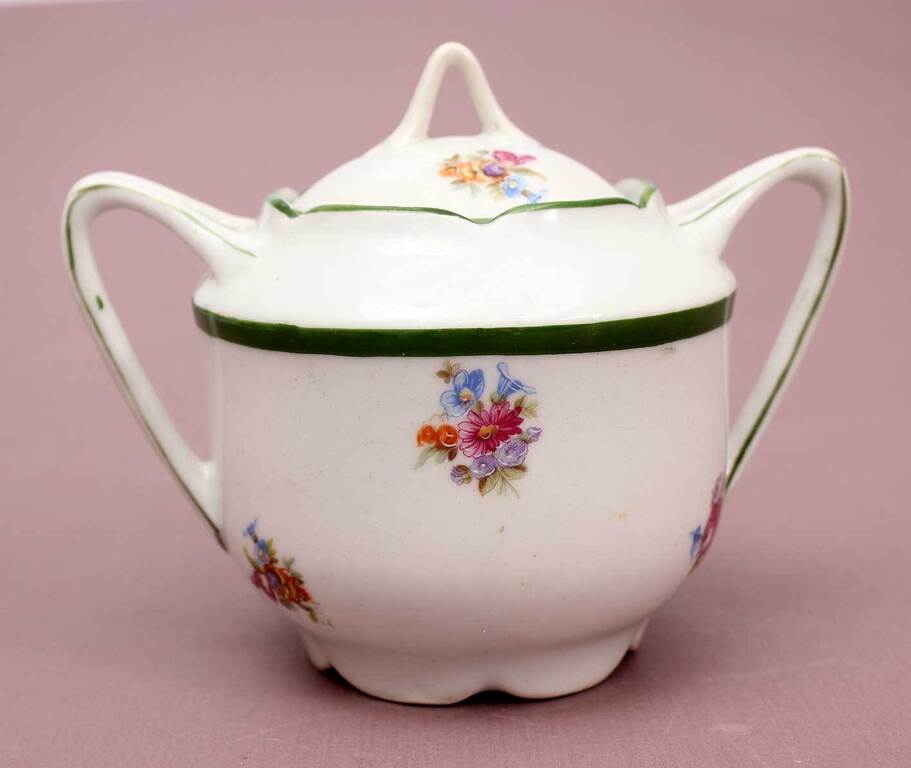 Kuznetsov porcelain sugar bowl