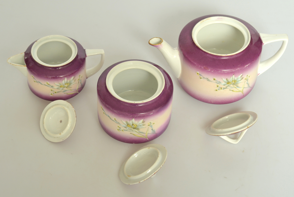 Porcelain jug, cream bowl, sugar bowl