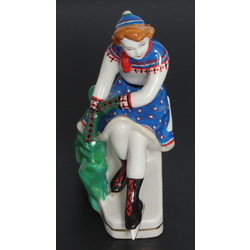 Porcelain figurine 