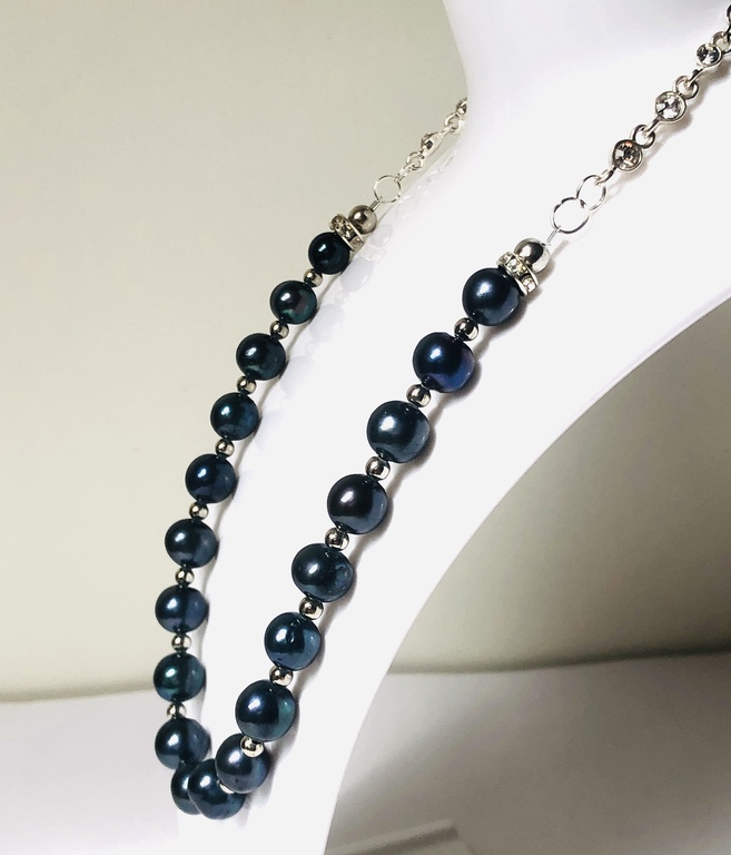 Blue freshwater pearl necklace with silver and metal elements