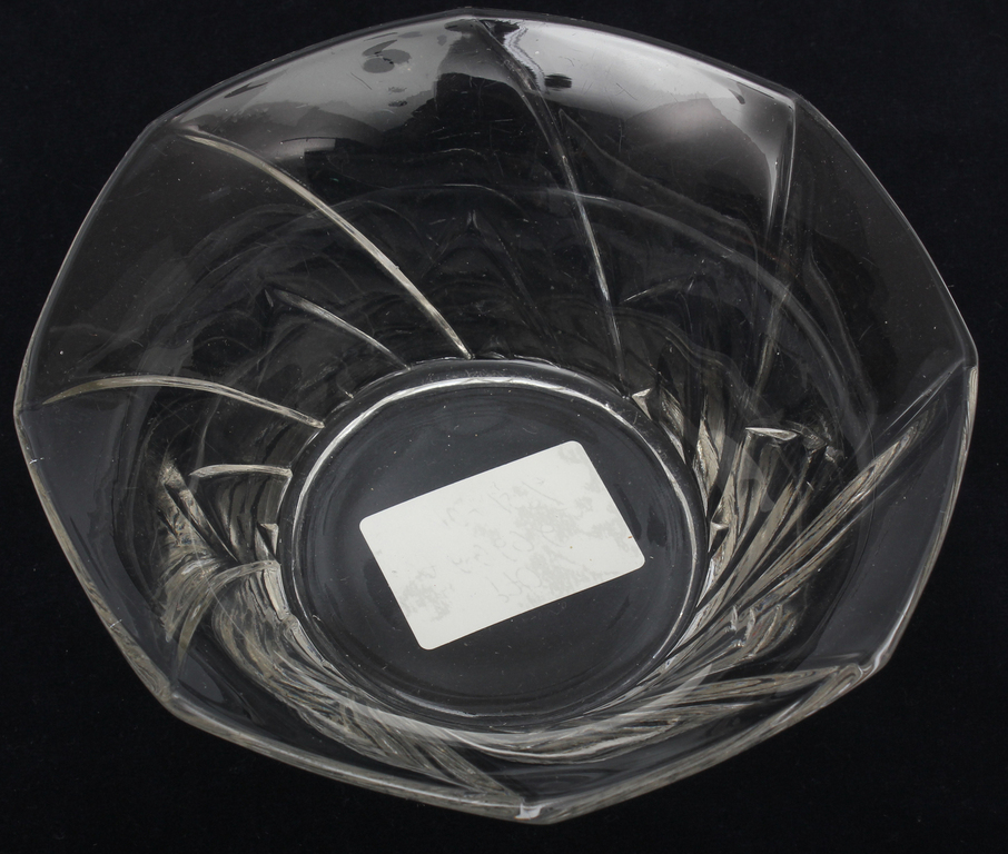 Glass serving dish for serving cookies