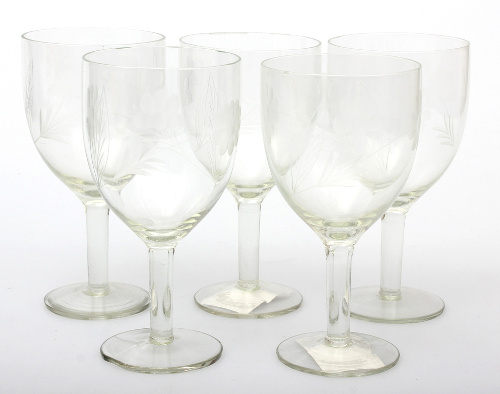 Стеклянные стаканы (5 шт) с цветочным мотивом