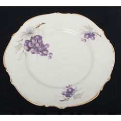 Porcelain plate 