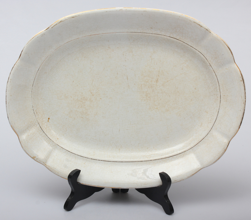 Serving plate