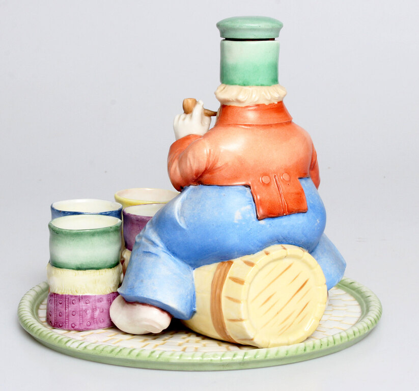 Porcelain carafe with 6 glasses and a tray