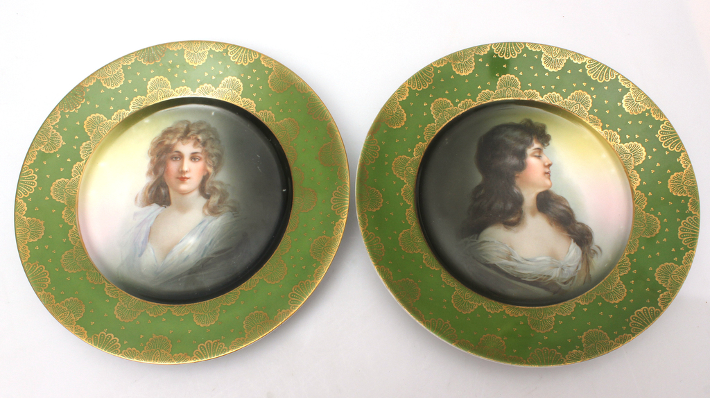 Rosenthal porcelain plates with portrait of a lady. 2 pcs.