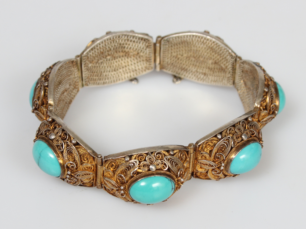 Filigree silver bracelet with turquoise
