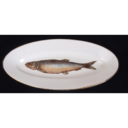 Porcelāna zivju servējamais trauks