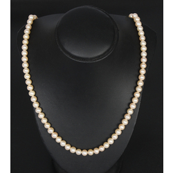 Japanese natural pink pearl necklace